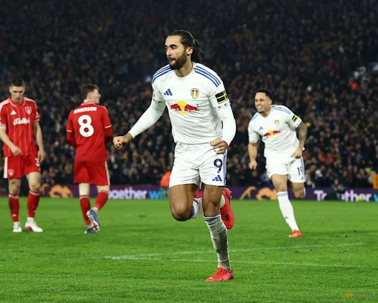 Leeds beat Forest 3-1 to move nine points clear of relegation zone