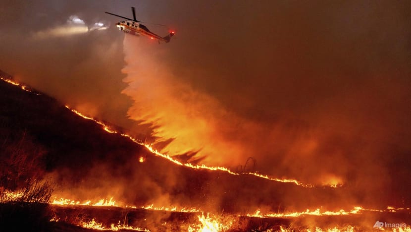 Los Angeles wildfires devour thousands of homes, death toll rises to 10 Los Angeles wildfires devour thousands of homes, death toll rises to 10