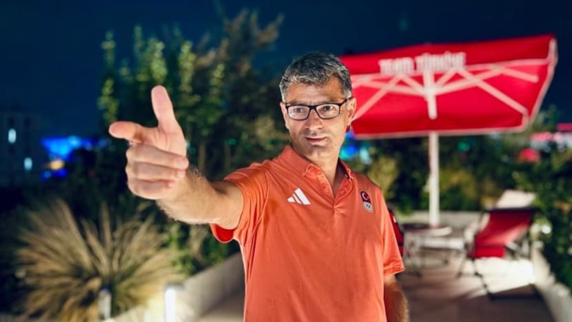 "உள்ளுக்குள் புயல்" - வெளியில் நிதானமாகத் தோன்றிய விளையாட்டாளர் "உள்ளுக்குள் புயல்" - வெளியில் நிதானமாகத் தோன்றிய விளையாட்டாளர்