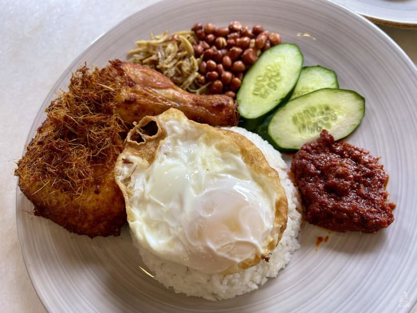 Nasi lemak with fried chicken 'berempah' in HDB kopitiam 