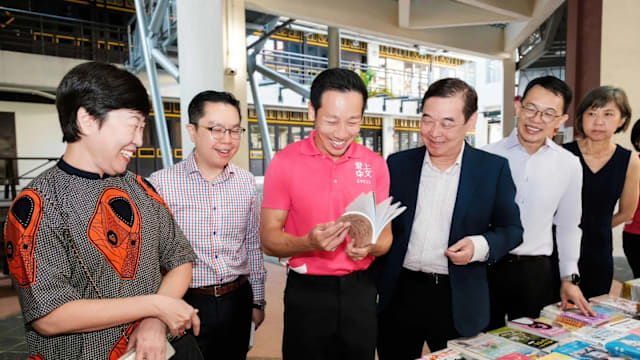 世界书香日首办华文书展 推广阅读文化