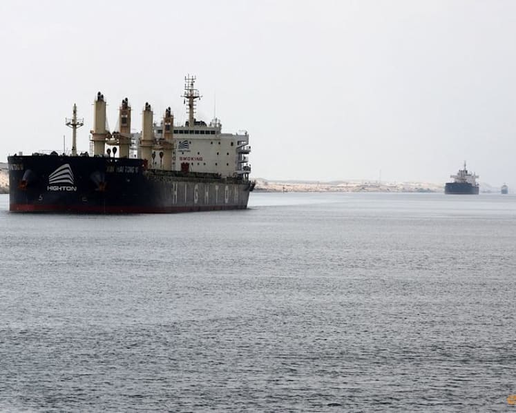 Asian refiners look to Suez Canal to move Saudi oil amid Houthi shipping threats