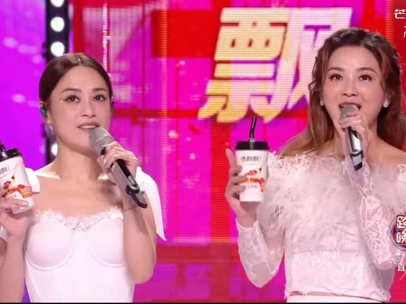 Charlene Choi & Gillian Chung Made To Promote Milk Tea On Countdown Show And It Was Terribly Awkward