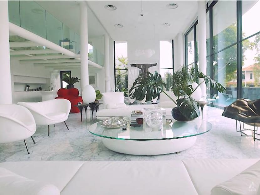 A 9,300 sq ft home in Singapore with glass floors and plenty of curves A 9,300 sq ft home in Singapore with glass floors and plenty of curves