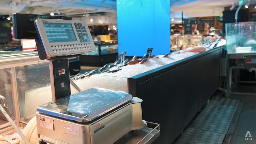 A glimpse into a supermarket's weighing and labelling process A glimpse into a supermarket's weighing and labelling process