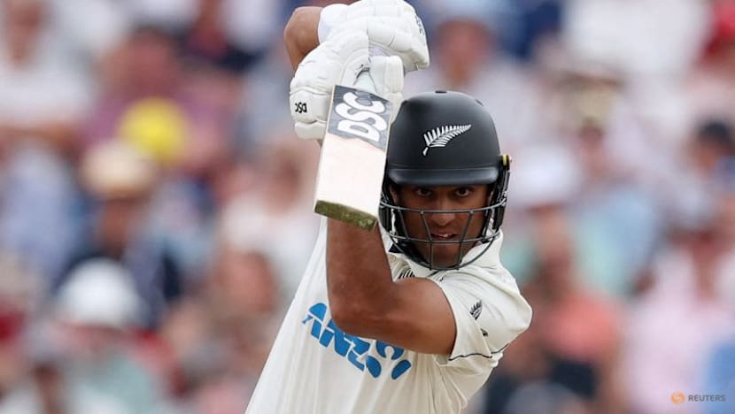 Ravindra puts New Zealand in command against England