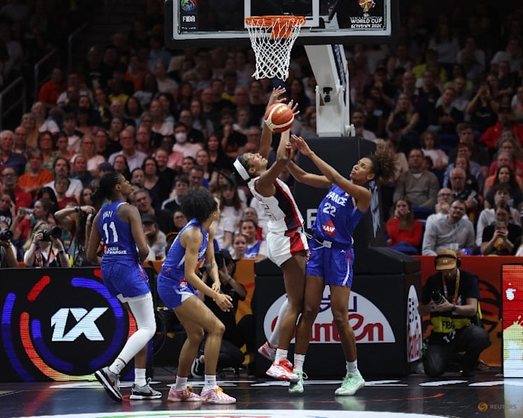 USA overcome 14-point deficit, beat France 97-79 to win Women's World Cup