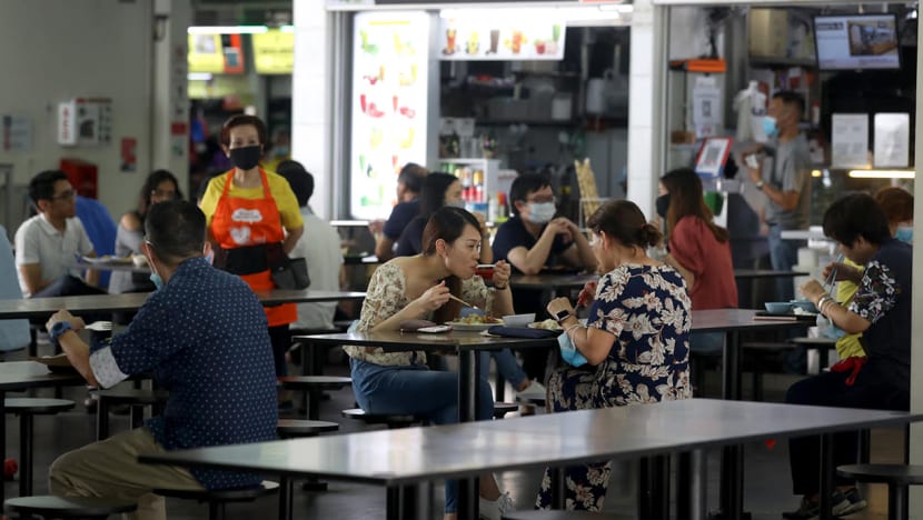 MOH reminds public that masks must be worn when dining out except only when eating, drinking