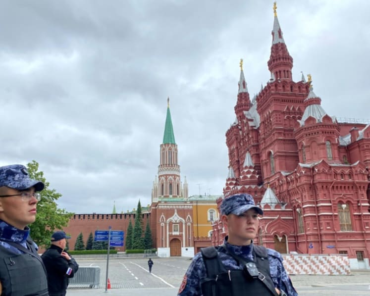 Singaporeans in Russia advised to stay indoors amid 'unstable' security situation