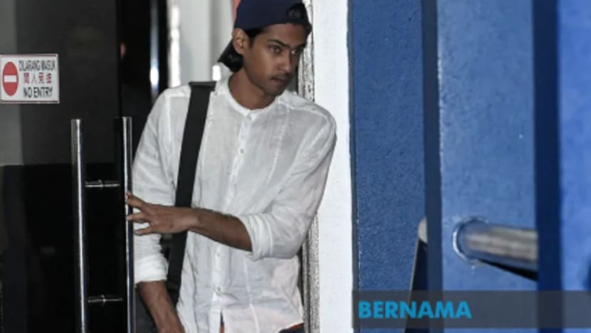 Dakwa dicabul Anwar, Yusoff Rawther dipanggil semula ke Bukit Aman