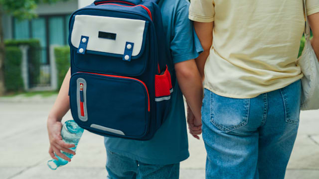 我国182所小学设学生托管中心 为约3万名学生提供服务