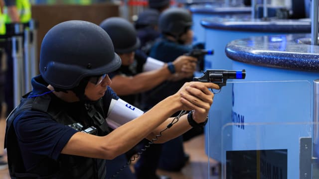 移民局明年起将接管陆路关卡保卫防护职责