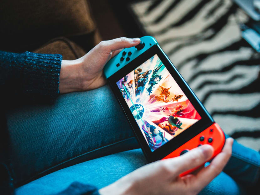 Gaming handhelds: Essential gaming devices for ultimate portability