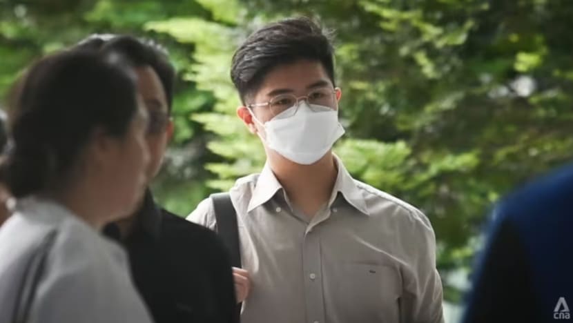 Lelaki Indonesia didakwa kerana dedah alat sulit kepada anak kapal dalam penerbangan ke SG Lelaki Indonesia didakwa kerana dedah alat sulit kepada anak kapal dalam penerbangan ke SG