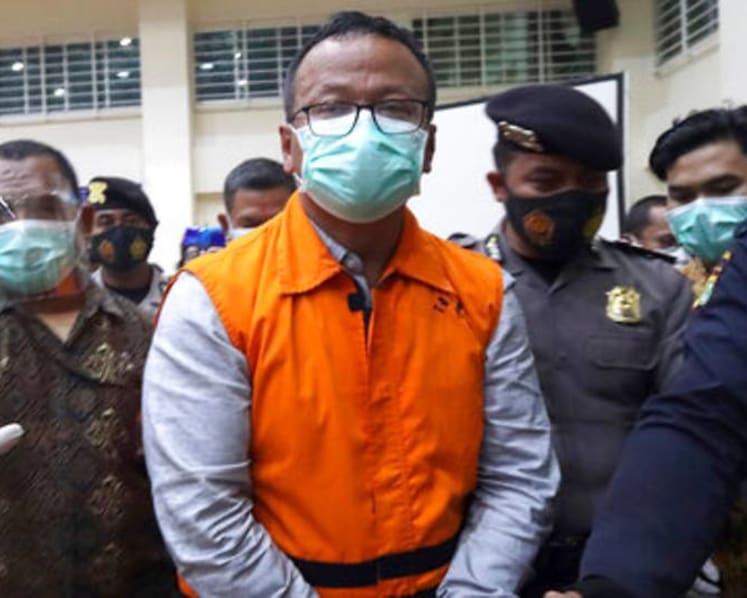Indonesian minister apologises after arrest on bribe charge