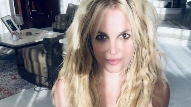 Britney Spears被逮捕数小时后又获释，发生什么事？