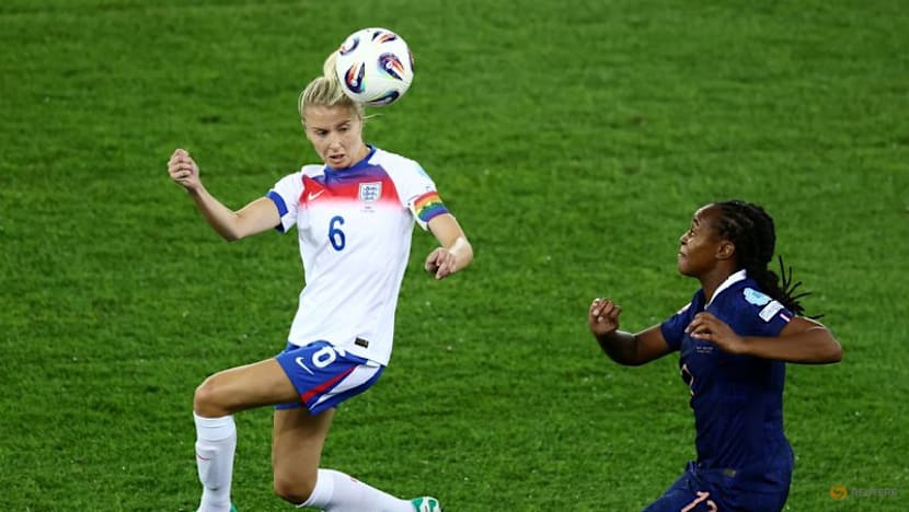 Kelly, Bronze named in first England squad since Euro 2025 triumph