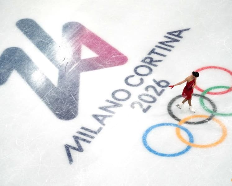 Figure Skating-Moscow-born Petrosian misses podium after falling on quad jump