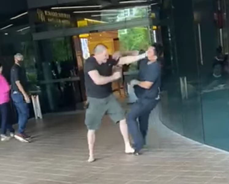 Police arrest 2 men seen fighting outside Great World shopping mall