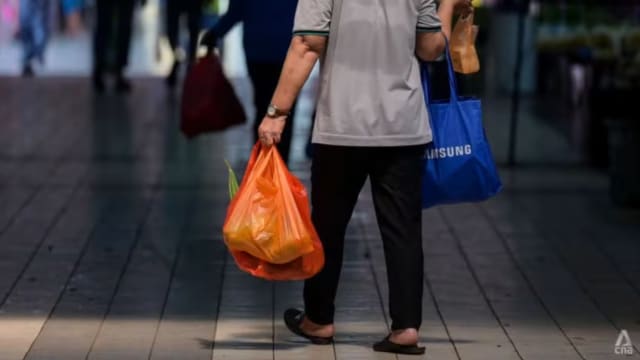 本地一次性购物袋使用量大幅减少七到八成