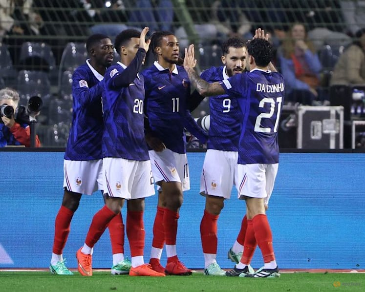 France snatch late winner in Belgium, Italy thrash Turkey 4-1 away