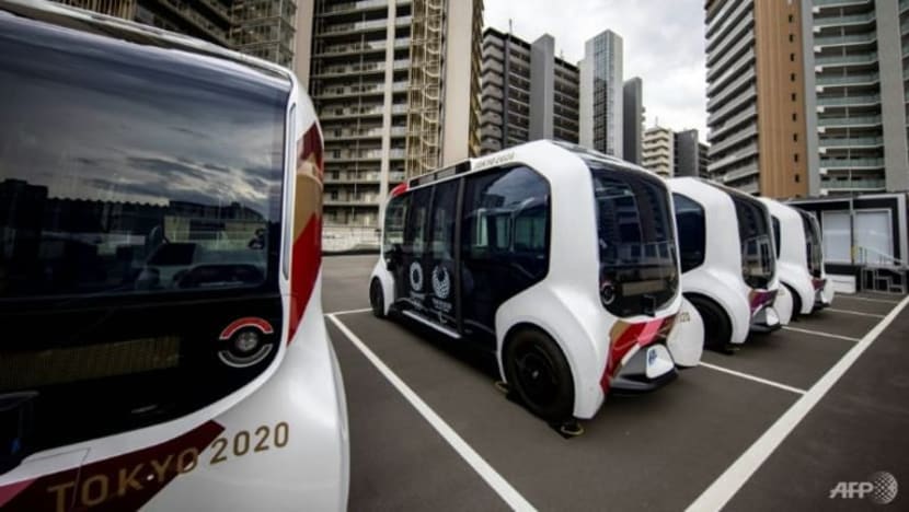 Atlit Paralimpik kurang daya penglihatan dilanggar bas tanpa pemandu di Tokyo