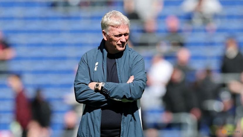 West Ham wary of Moyes' inside track ahead of vital Everton clash