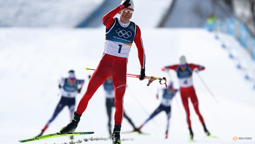 Crosscountry-Norway's Klaebo wins gold in men's skiathlon after explosive finish