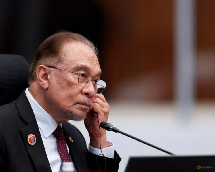 Malaysia PM orders probe into unit of sovereign wealth fund