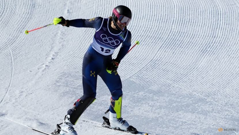 Alpine skiing-Dominant Shiffrin strikes gold, ends medal drought