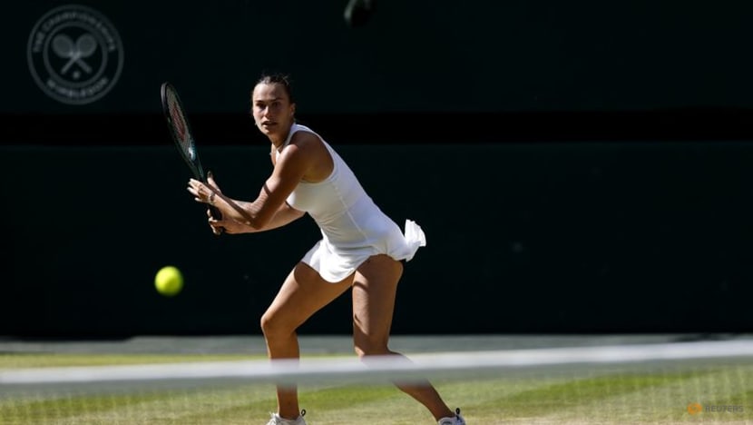 Anisimova outlasts Sabalenka, Swiatek fells Bencic to lock in Wimbledon final