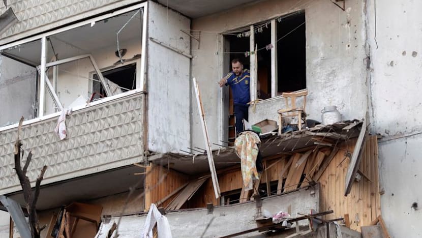 At least 22 killed in heavy Russian attack on Ukrainian cities