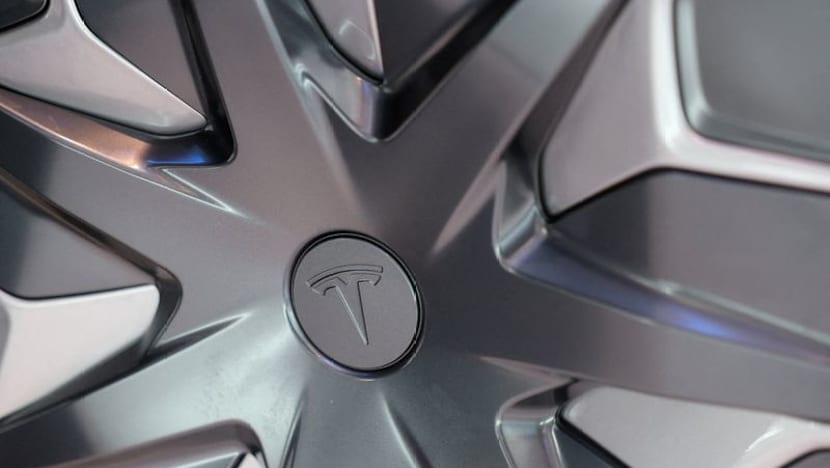 Tesla cash burn to test investor faith in AI bets