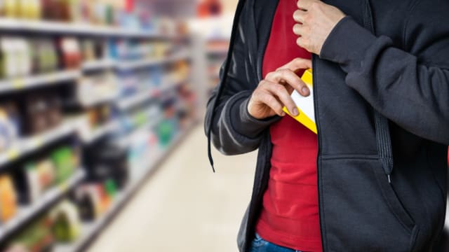 商店偷窃案年增7.6% 成青少年主要犯罪之一
