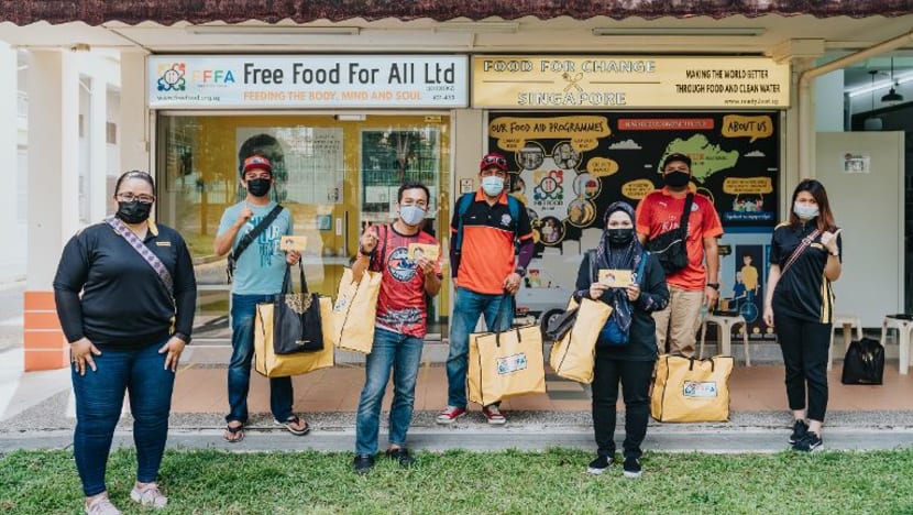 150 pekerja warga M'sia bergaji rendah di S'pura diberi habuan Ramadan