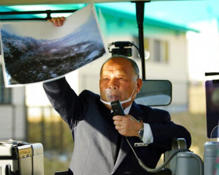 Japan hotel gives bus tours of 2011 tsunami disaster