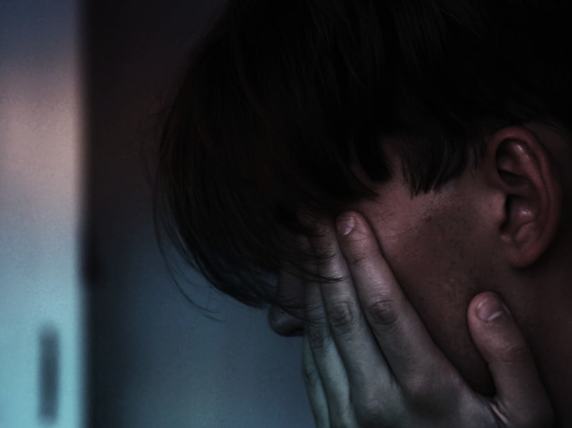 Singaporeans below 40 more likely to avoid social contact; mental health of working adults remains 'significantly strained': Study