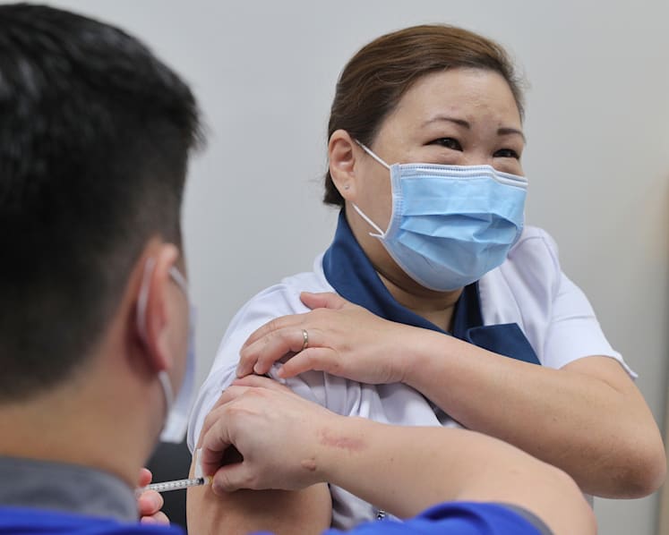 Singapore begins Covid-19 vaccination exercise with NCID staff first to get jab