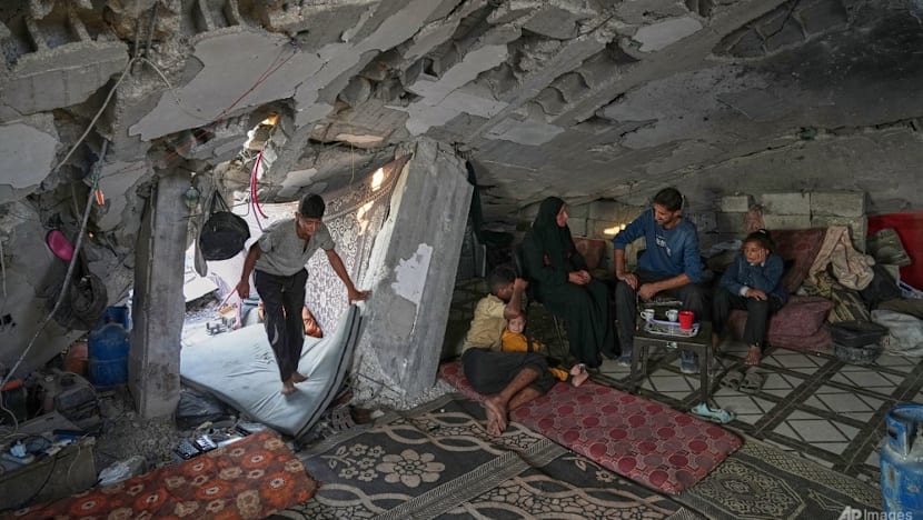 Israeli Hostage Released from Gaza Faces Challenges in Rebuilding Life Amid Ongoing Conflict