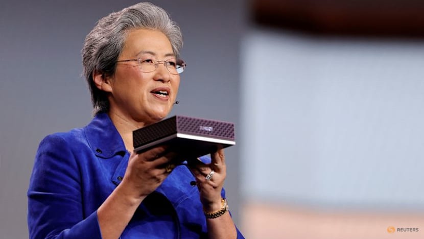 AMD shows off new higher performing AI chip at CES event