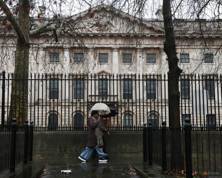 UK approves China plan for mega embassy in London despite spy fears
