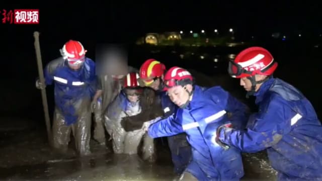 中国甘萧发生泥石流灾害 造成二死七伤 
