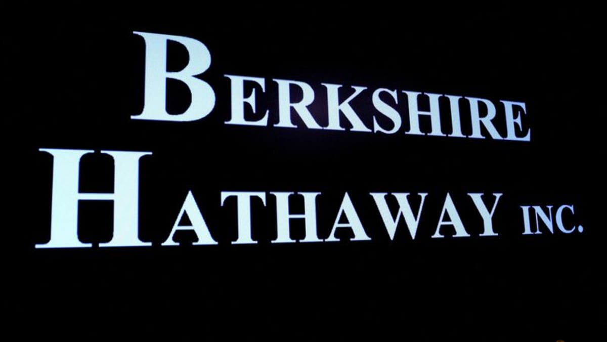 Berkshire to boost investments in Japanese trading houses