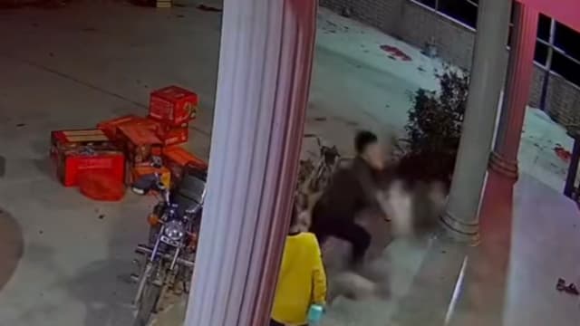  中国三岁男童意外坠楼 父亲屋外透气目睹伸手接住