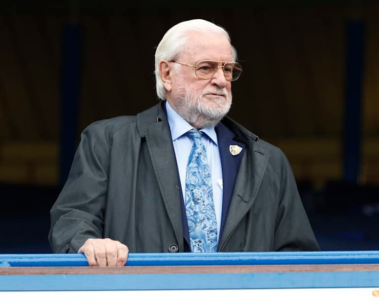 Former Chelsea chairman Ken Bates dies at 94
