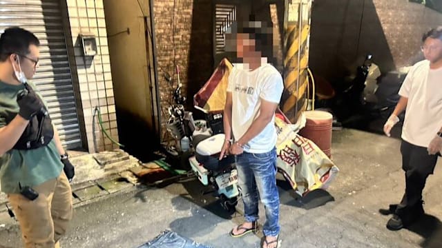 刚出狱获收留工作  台男借钱遭拒竟持刀砍老板一家三口