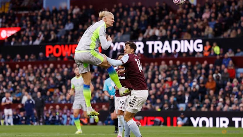 Arsenal go clear after win over Palace, Man City slip up at Villa