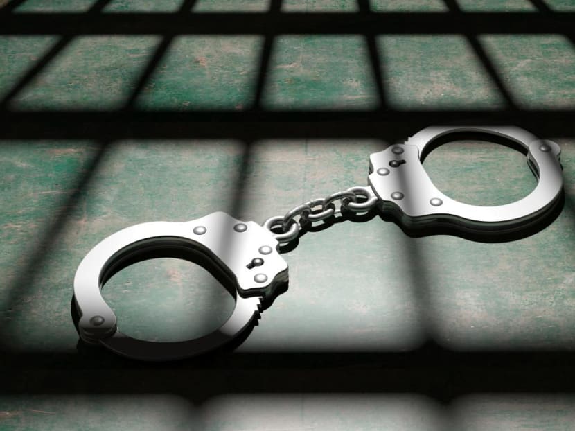 6 men arrested for rioting with deadly weapons in Ang Mo Kio; 2 taken to hospital
