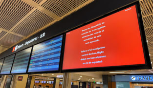 Paris airport chaos to enter second day after air traffic breakdown