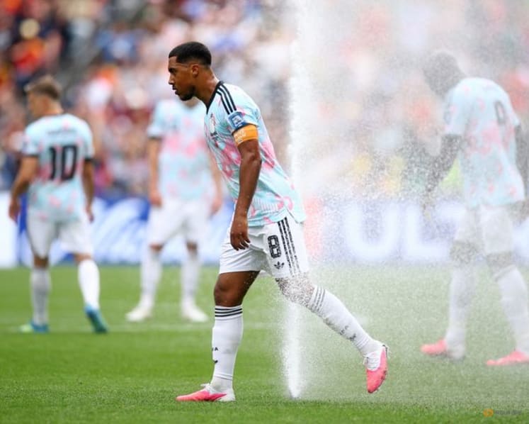 More water, less flow? Hydration breaks fuel debate as game rhythm put to the test